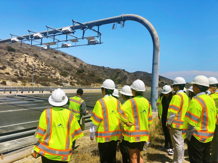 DDB5C3DD-D8DF-4A52-AF16-5565E56307A8