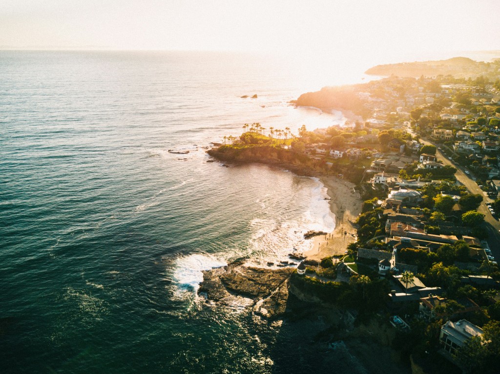 Photo of the coast at Laguna Beach